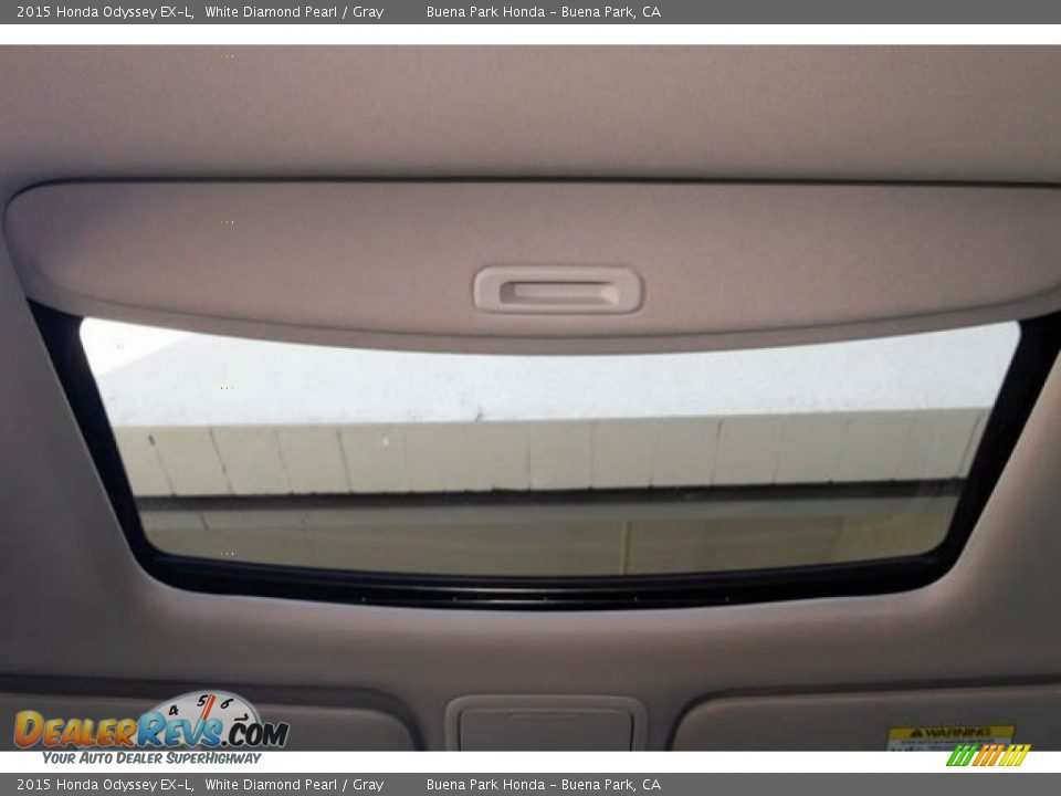 2015 Honda Odyssey EX-L White Diamond Pearl / Gray Photo #17