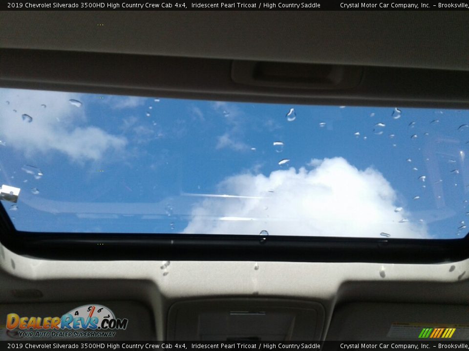 2019 Chevrolet Silverado 3500HD High Country Crew Cab 4x4 Iridescent Pearl Tricoat / High Country Saddle Photo #17