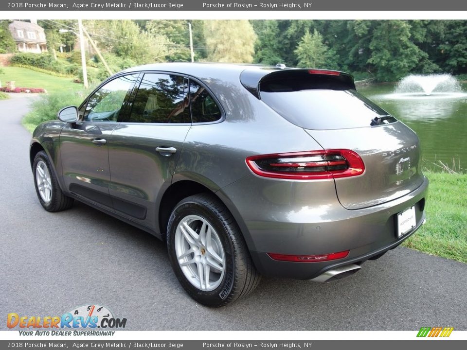 2018 Porsche Macan Agate Grey Metallic / Black/Luxor Beige Photo #6