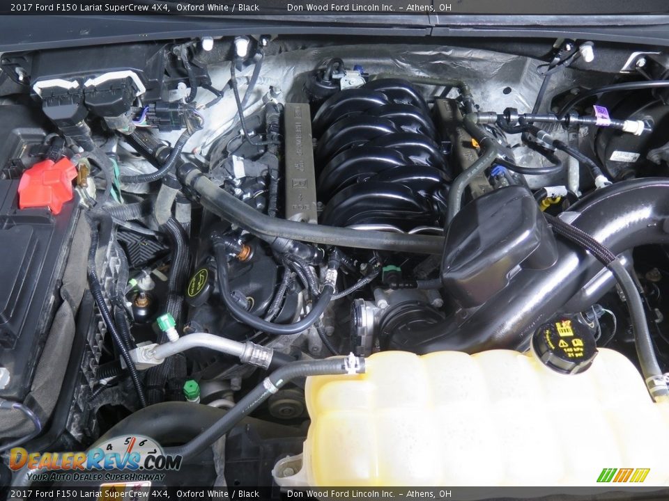 2017 Ford F150 Lariat SuperCrew 4X4 Oxford White / Black Photo #25
