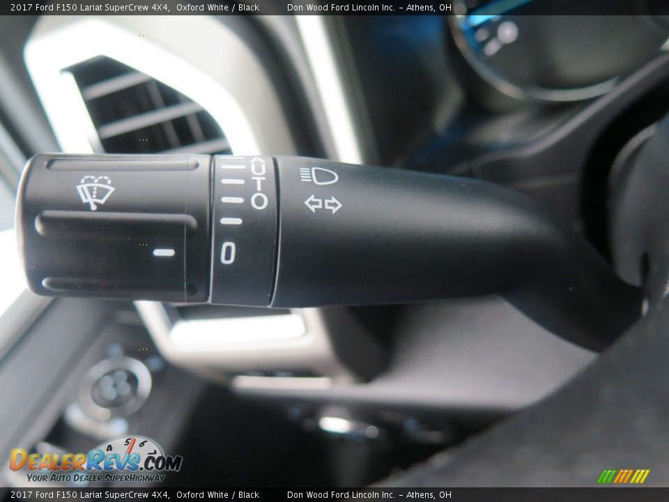 2017 Ford F150 Lariat SuperCrew 4X4 Oxford White / Black Photo #30