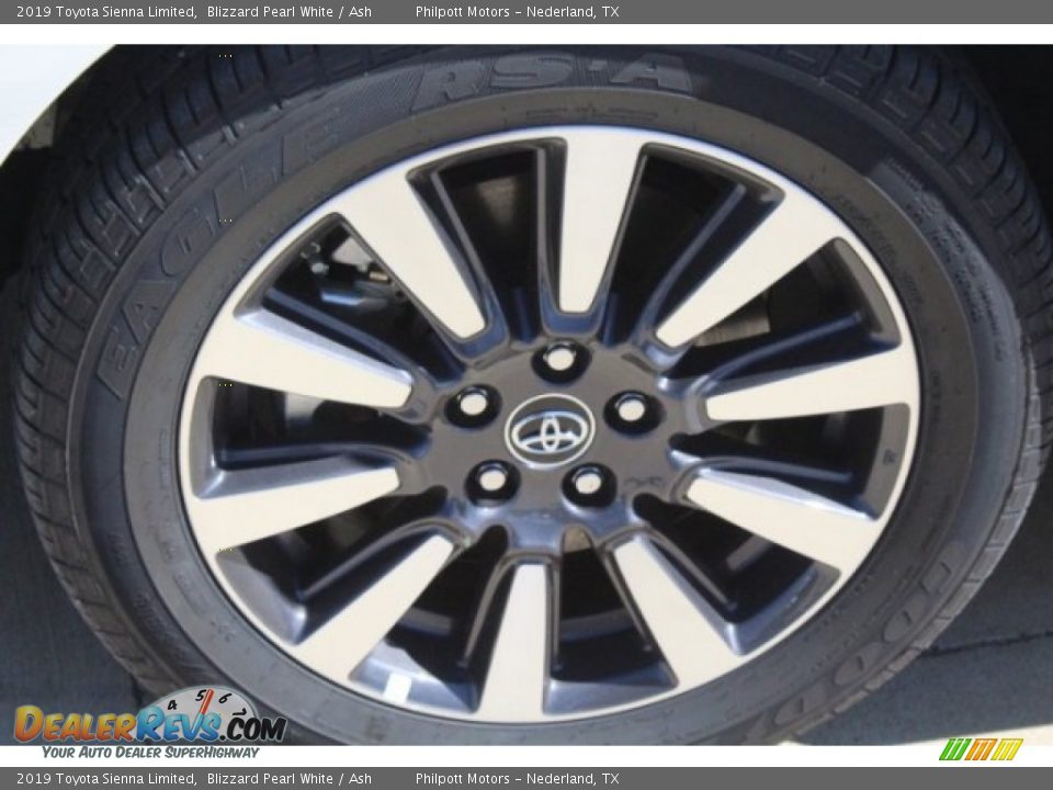 2019 Toyota Sienna Limited Blizzard Pearl White / Ash Photo #4