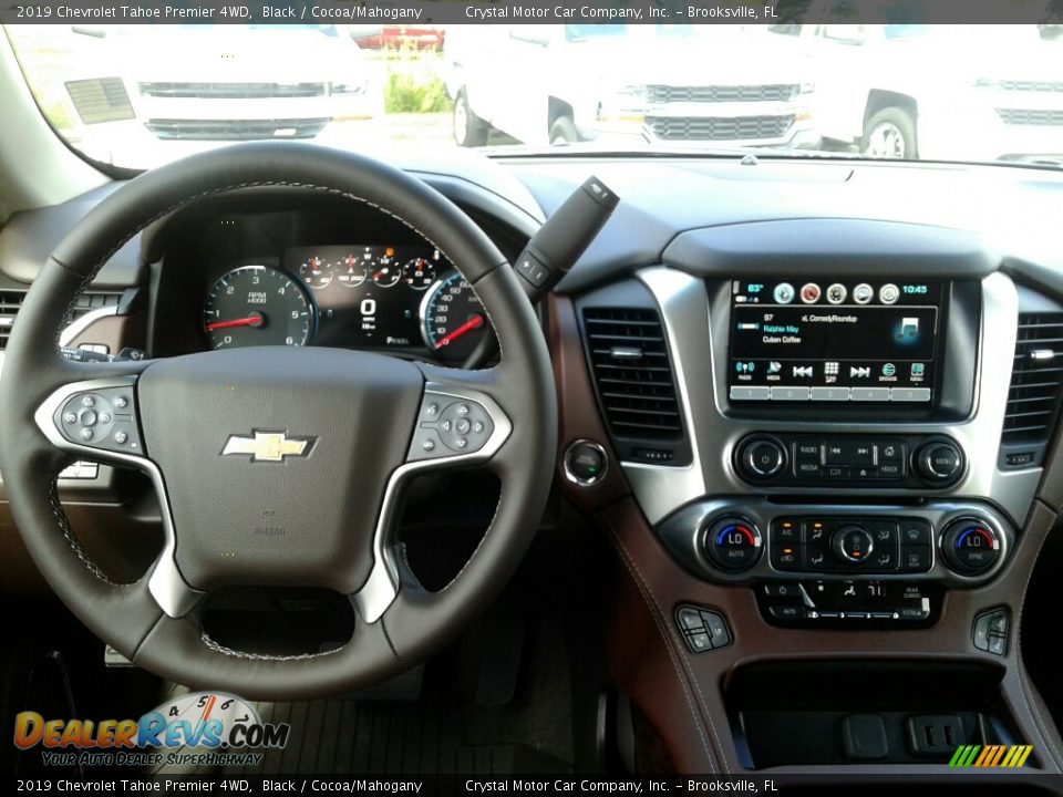 Dashboard of 2019 Chevrolet Tahoe Premier 4WD Photo #13
