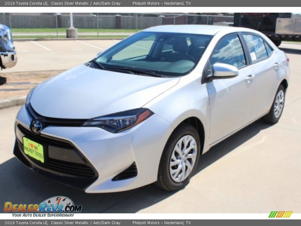 2019 Toyota Corolla LE Classic Silver Metallic / Ash/Dark Gray Photo #3