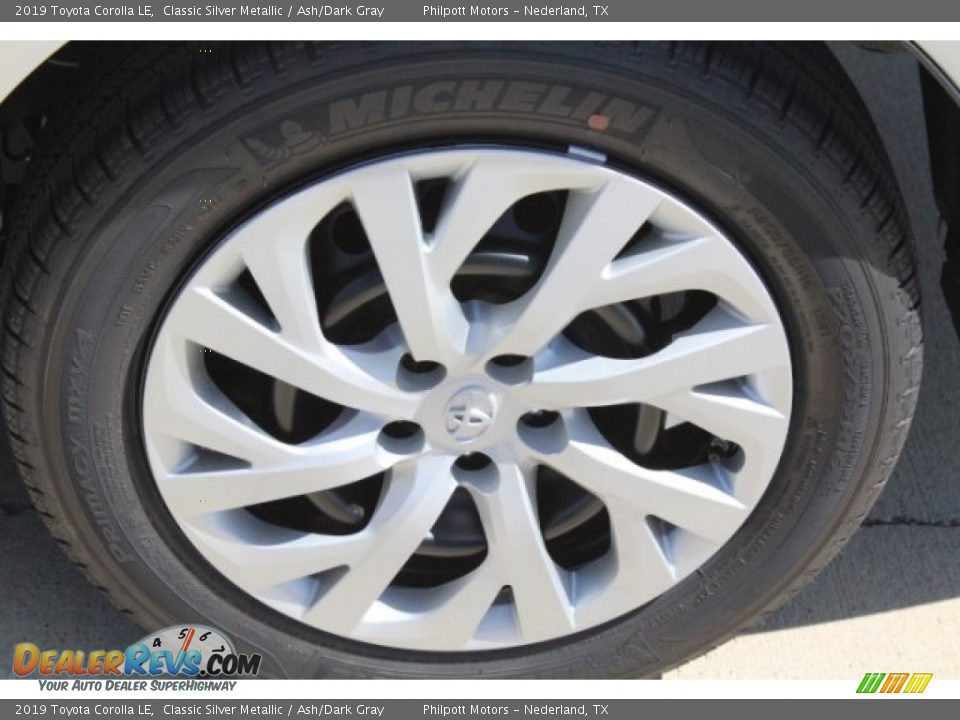2019 Toyota Corolla LE Classic Silver Metallic / Ash/Dark Gray Photo #5