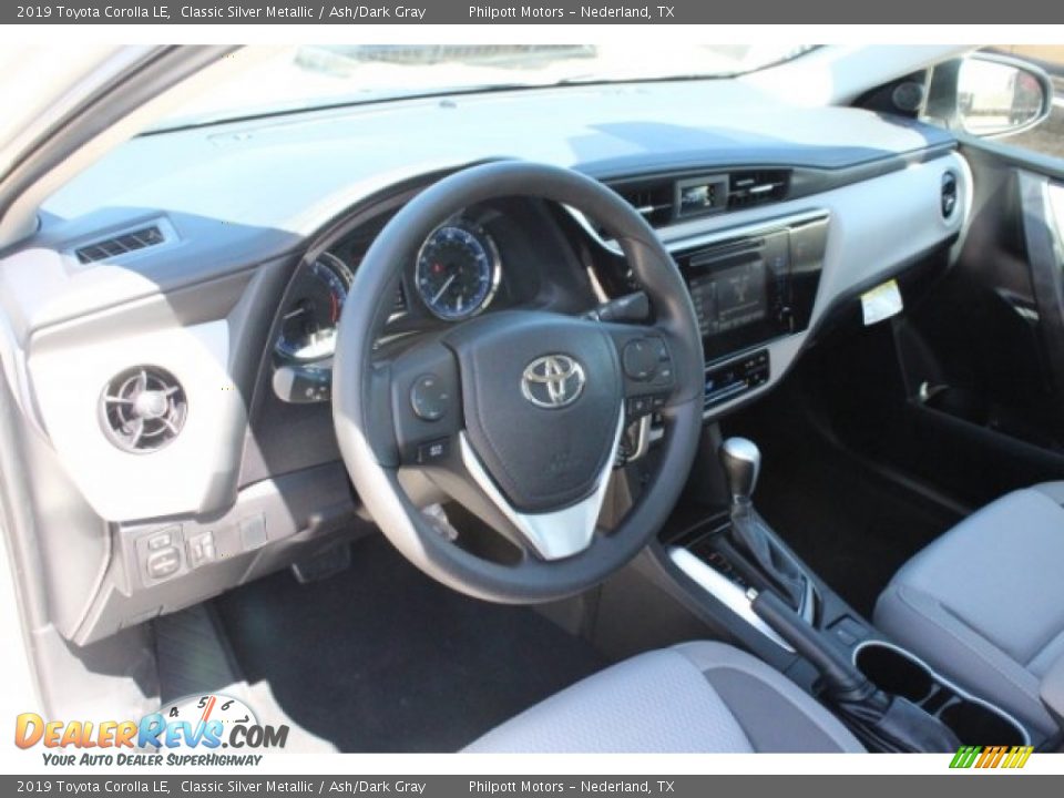 2019 Toyota Corolla LE Classic Silver Metallic / Ash/Dark Gray Photo #13