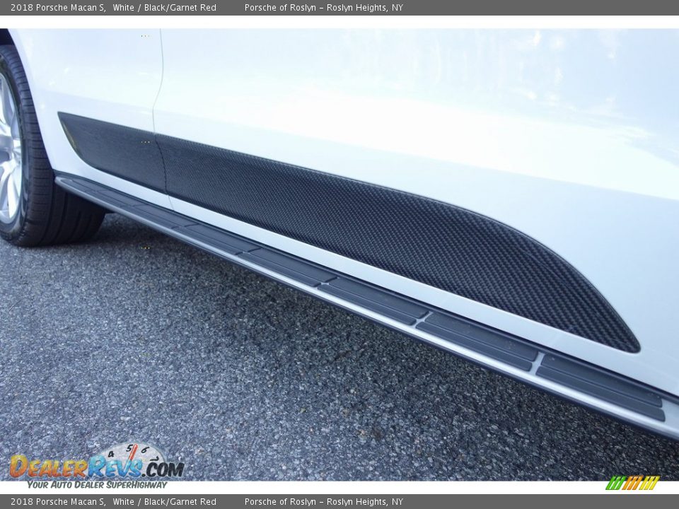 2018 Porsche Macan S White / Black/Garnet Red Photo #11