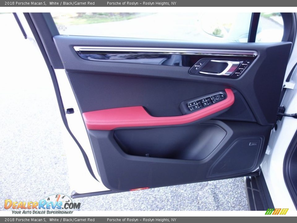 2018 Porsche Macan S White / Black/Garnet Red Photo #15