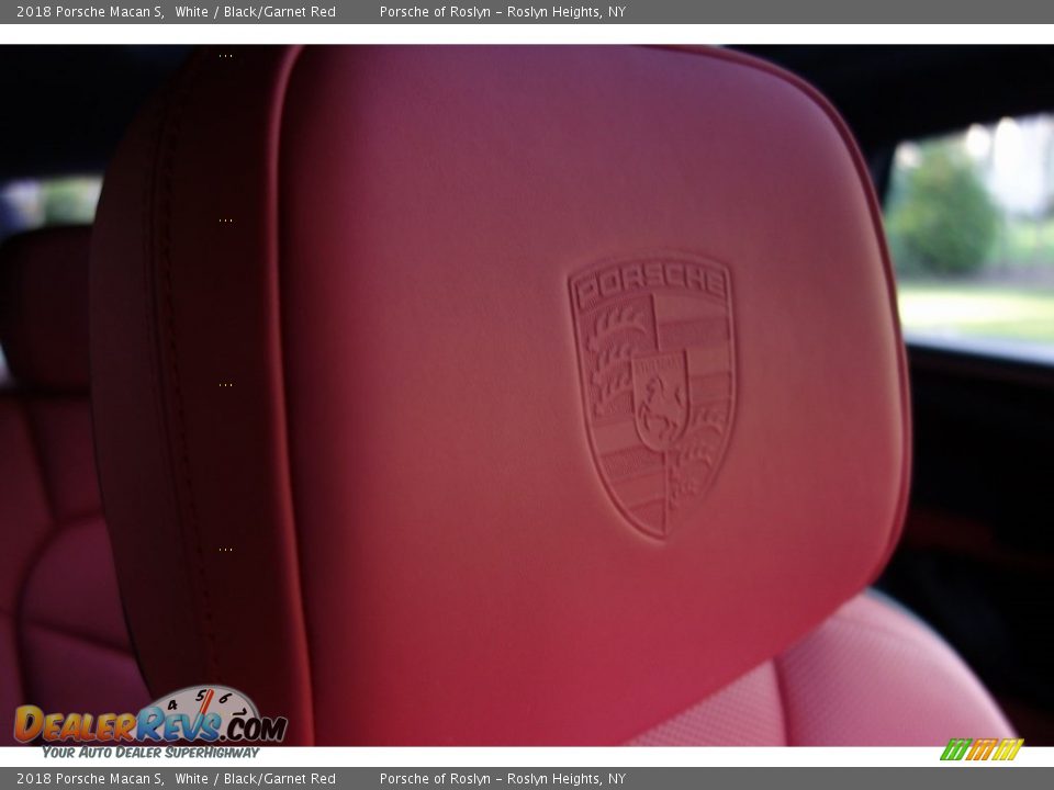 2018 Porsche Macan S White / Black/Garnet Red Photo #22