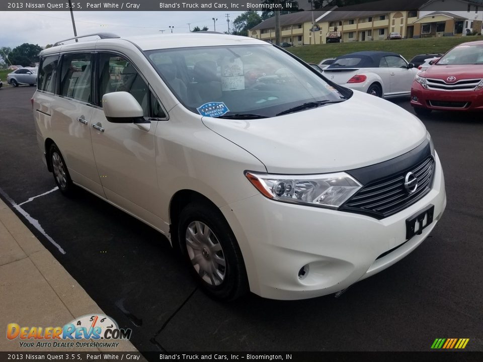 2013 Nissan Quest 3.5 S Pearl White / Gray Photo #33