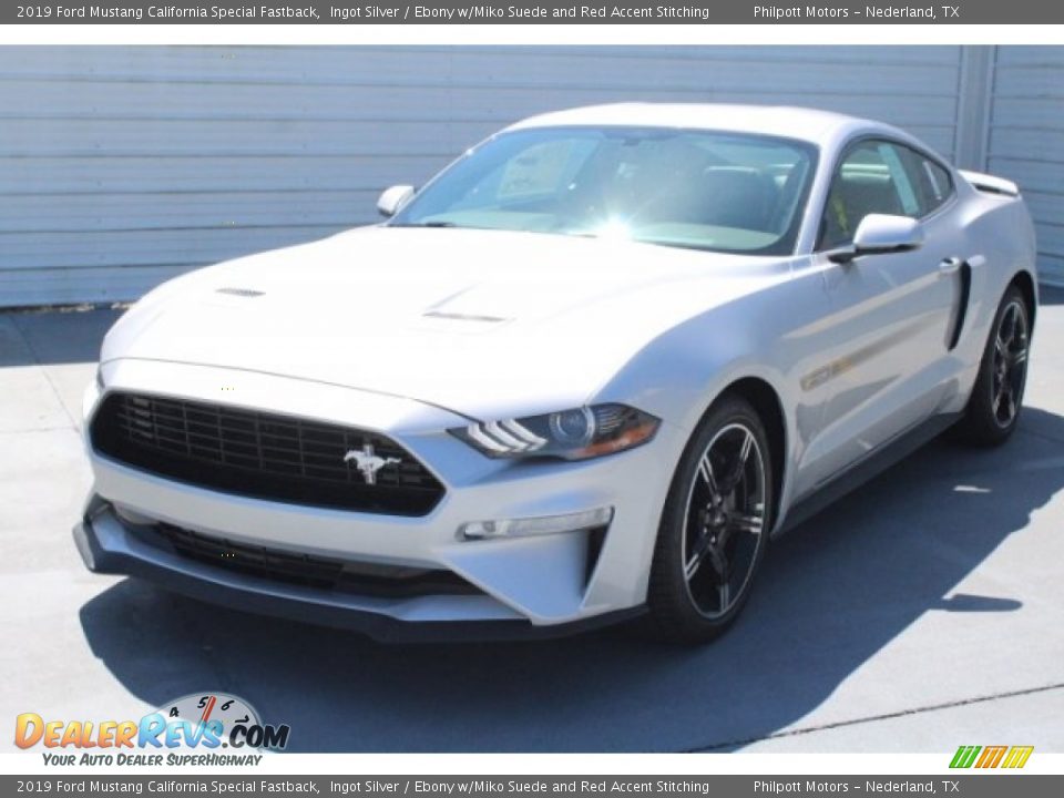 Front 3/4 View of 2019 Ford Mustang California Special Fastback Photo #3