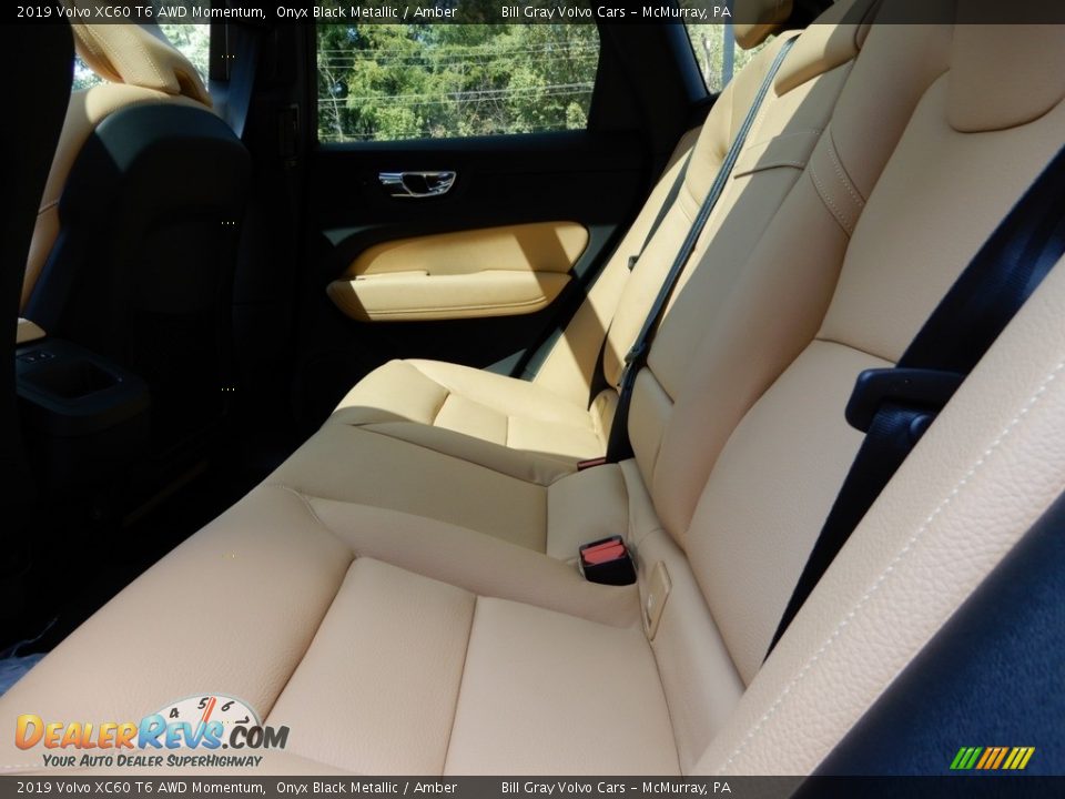 Rear Seat of 2019 Volvo XC60 T6 AWD Momentum Photo #8