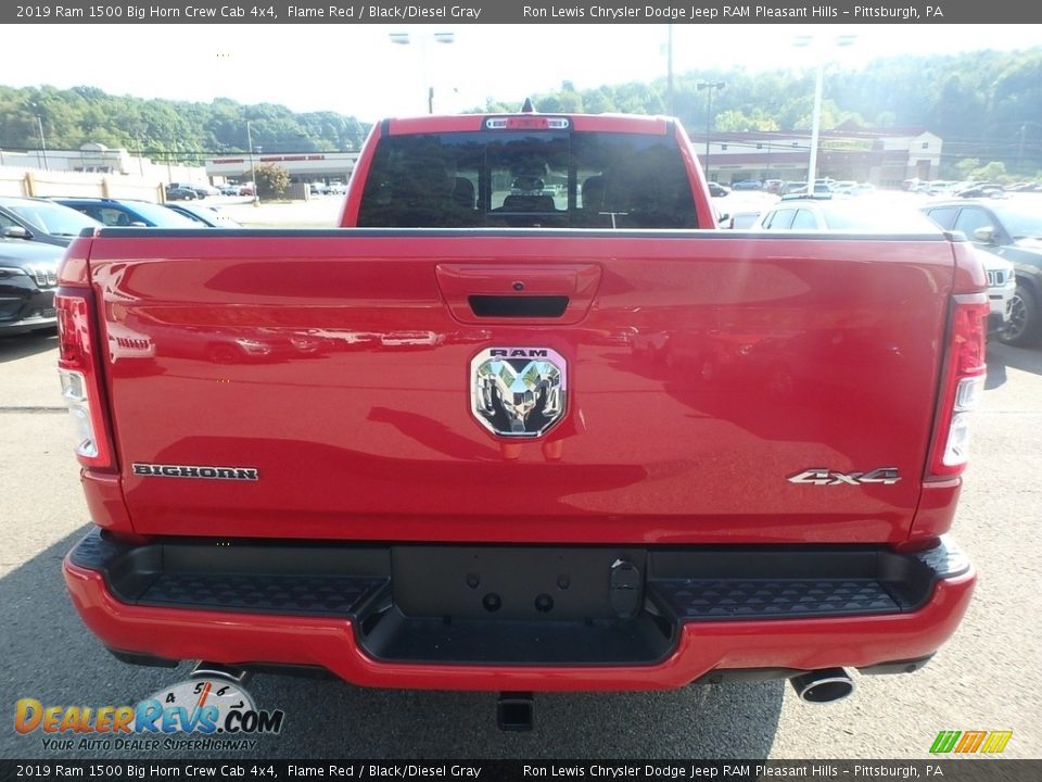 2019 Ram 1500 Big Horn Crew Cab 4x4 Flame Red / Black/Diesel Gray Photo #4