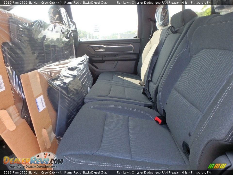 2019 Ram 1500 Big Horn Crew Cab 4x4 Flame Red / Black/Diesel Gray Photo #11