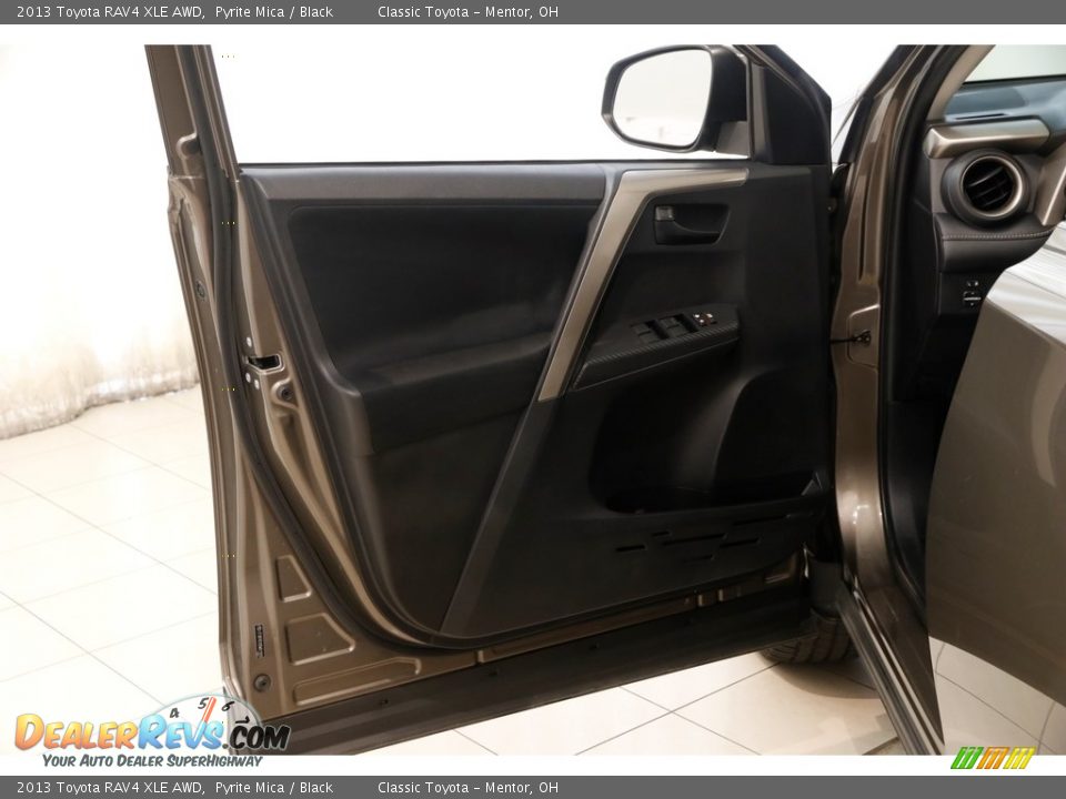2013 Toyota RAV4 XLE AWD Pyrite Mica / Black Photo #4