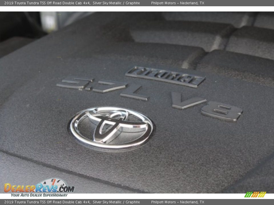 2019 Toyota Tundra TSS Off Road Double Cab 4x4 Silver Sky Metallic / Graphite Photo #33