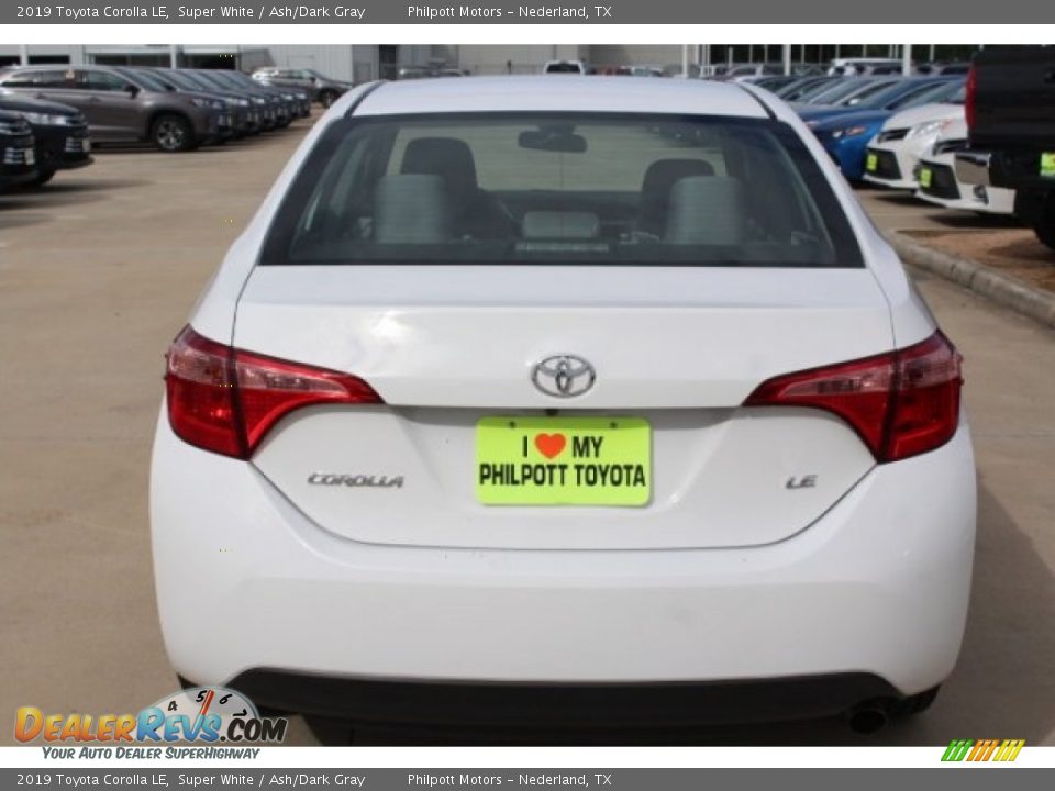 2019 Toyota Corolla LE Super White / Ash/Dark Gray Photo #7