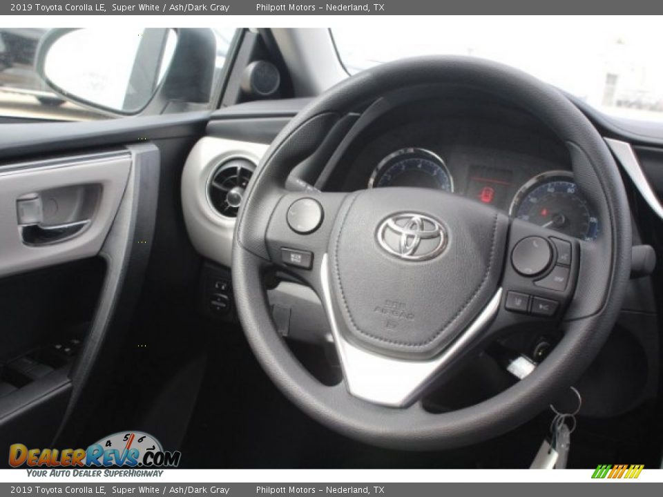 2019 Toyota Corolla LE Super White / Ash/Dark Gray Photo #24