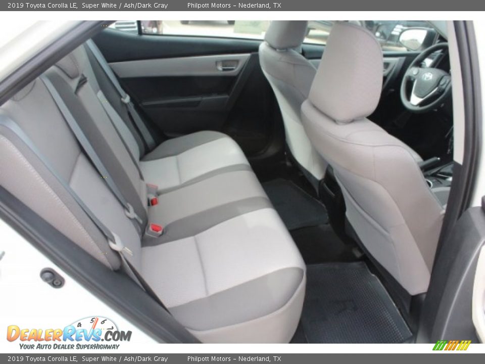 2019 Toyota Corolla LE Super White / Ash/Dark Gray Photo #27