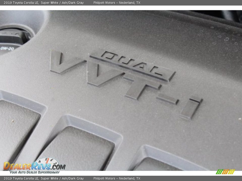 2019 Toyota Corolla LE Super White / Ash/Dark Gray Photo #32