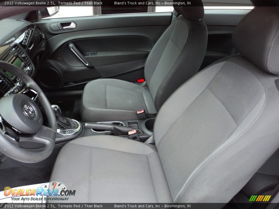 2012 Volkswagen Beetle 2.5L Tornado Red / Titan Black Photo #7