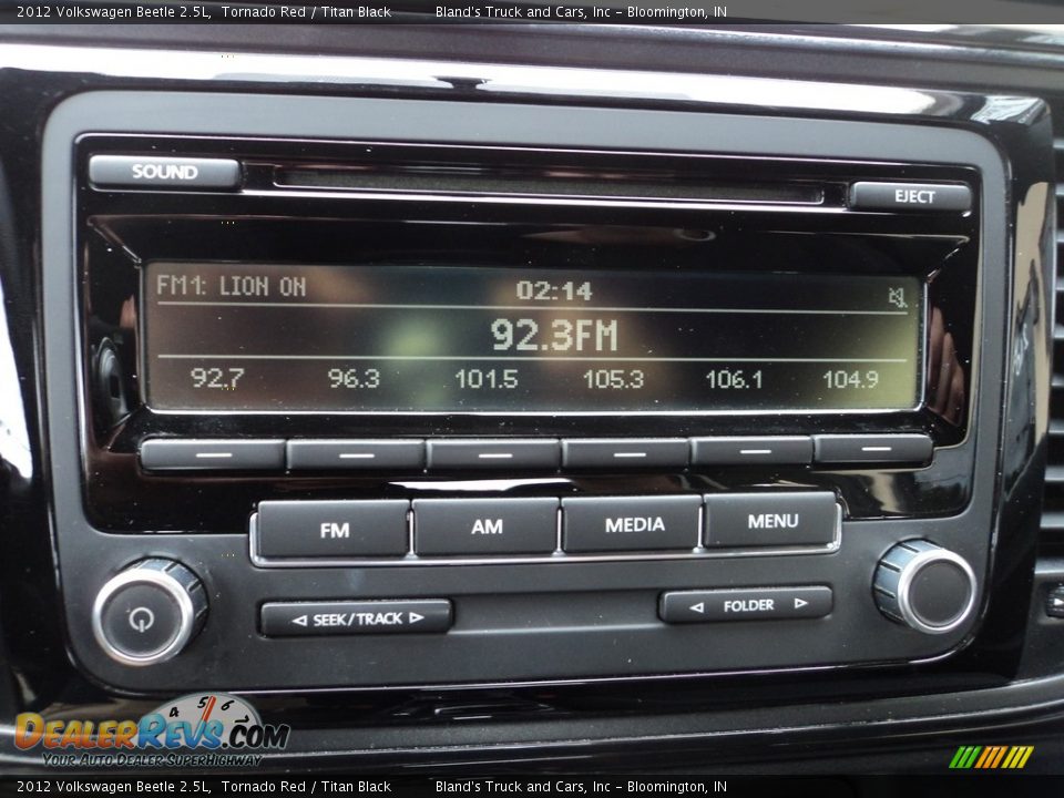 2012 Volkswagen Beetle 2.5L Tornado Red / Titan Black Photo #14