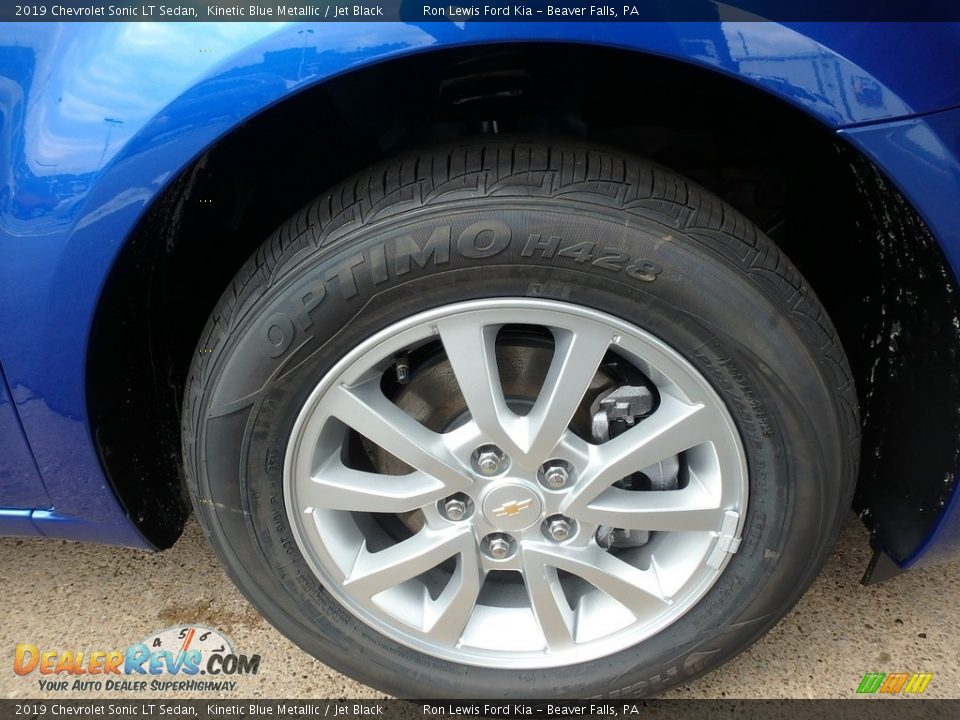 2019 Chevrolet Sonic LT Sedan Wheel Photo #9