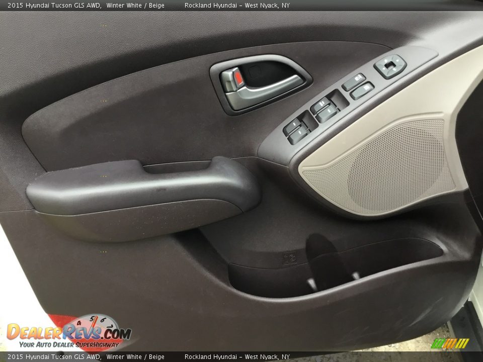 2015 Hyundai Tucson GLS AWD Winter White / Beige Photo #9