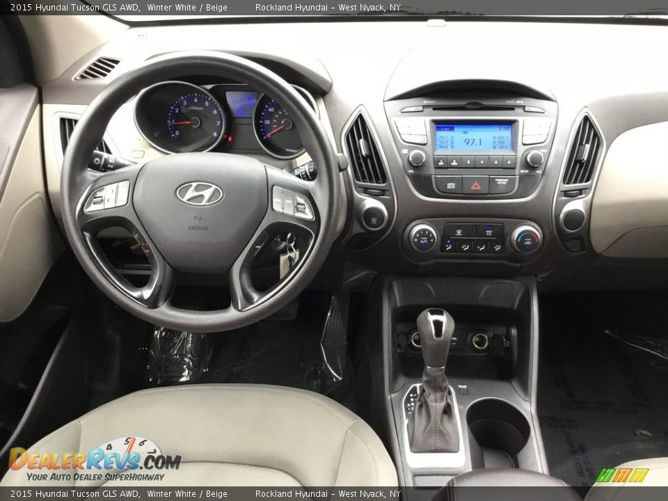 2015 Hyundai Tucson GLS AWD Winter White / Beige Photo #13