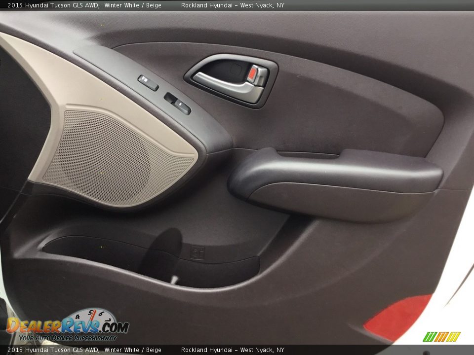 2015 Hyundai Tucson GLS AWD Winter White / Beige Photo #24