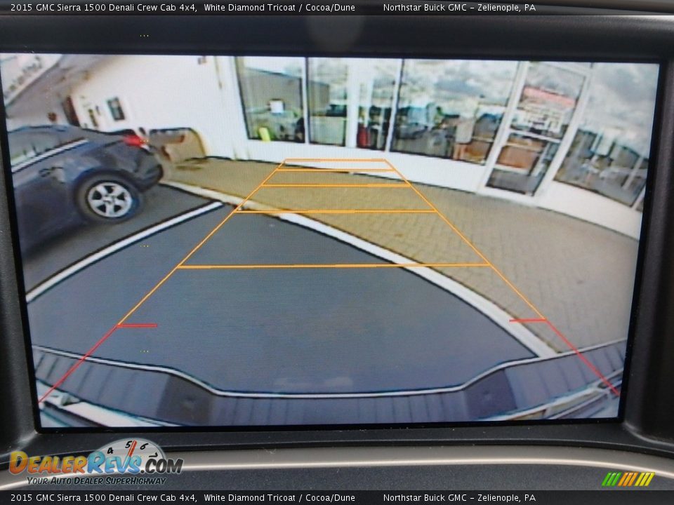 2015 GMC Sierra 1500 Denali Crew Cab 4x4 White Diamond Tricoat / Cocoa/Dune Photo #28