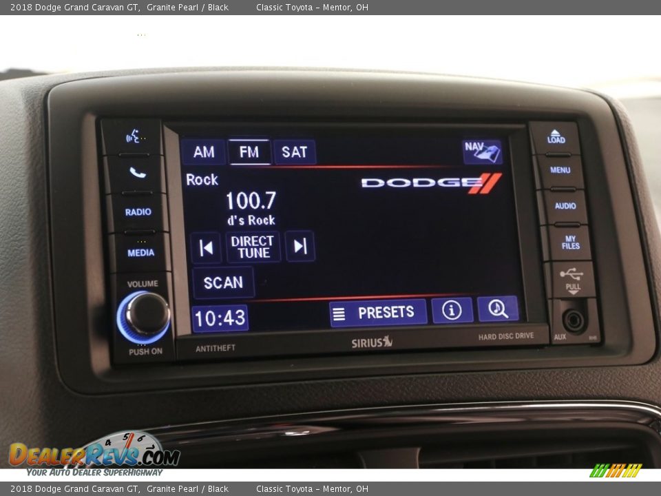 Controls of 2018 Dodge Grand Caravan GT Photo #9