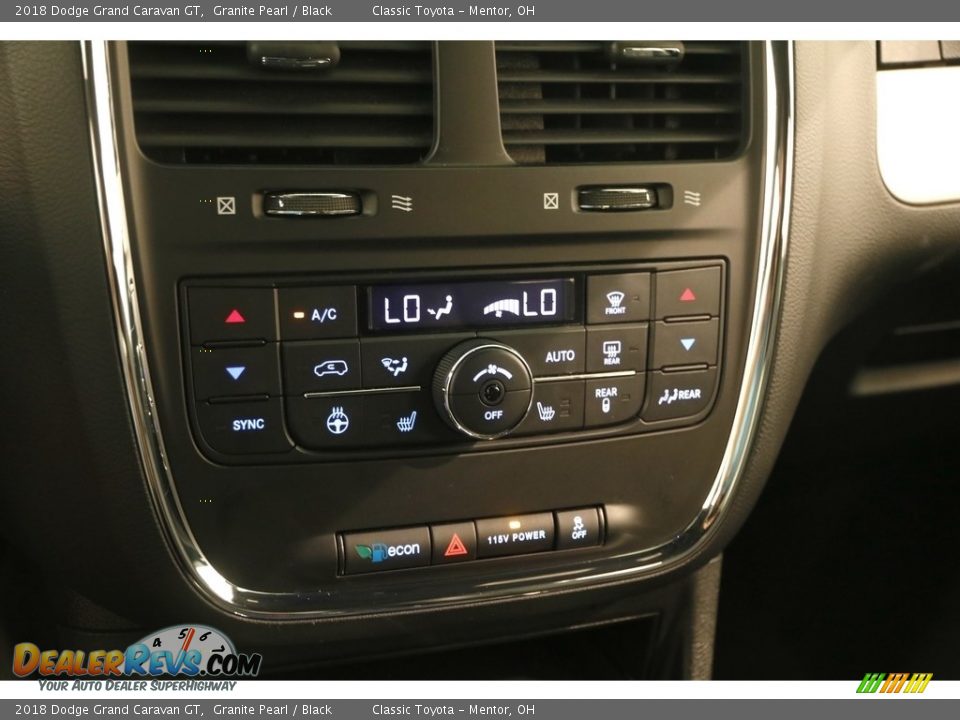 Controls of 2018 Dodge Grand Caravan GT Photo #14