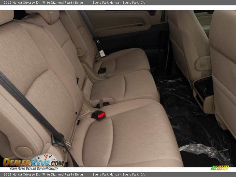 2019 Honda Odyssey EX White Diamond Pearl / Beige Photo #29