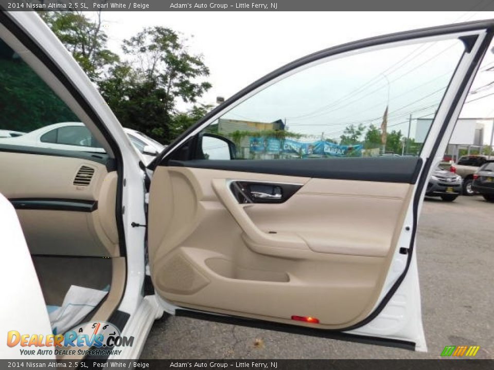 2014 Nissan Altima 2.5 SL Pearl White / Beige Photo #20