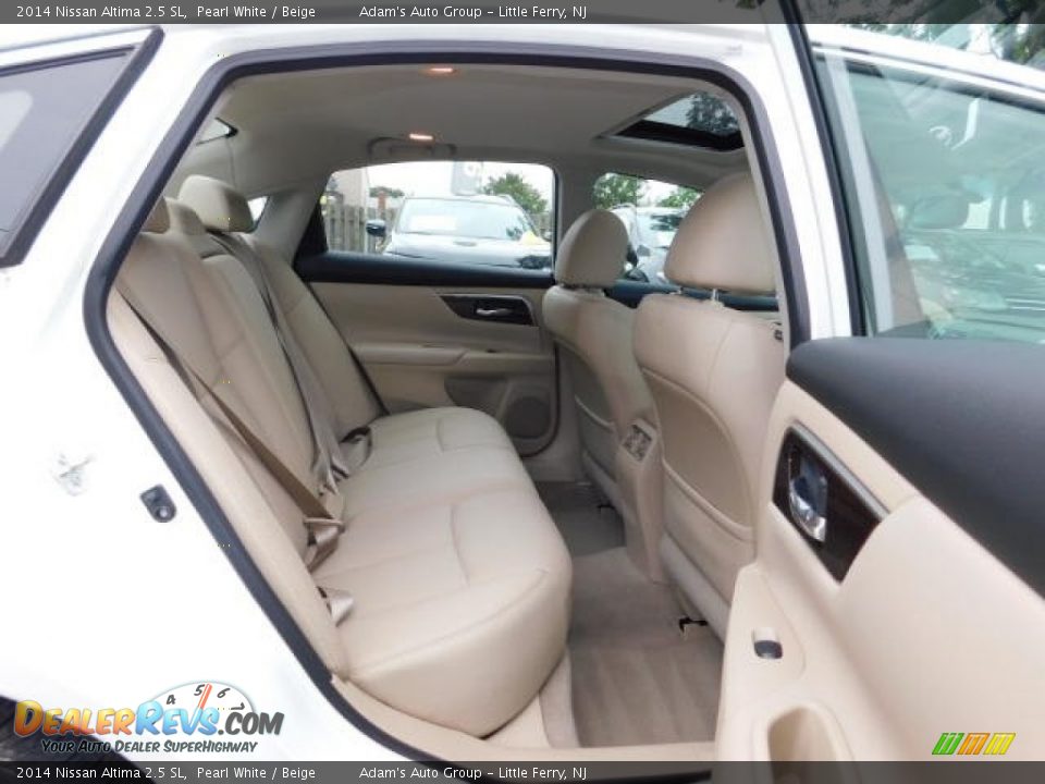 2014 Nissan Altima 2.5 SL Pearl White / Beige Photo #23