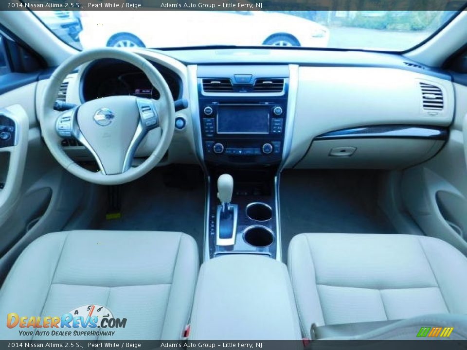 2014 Nissan Altima 2.5 SL Pearl White / Beige Photo #25