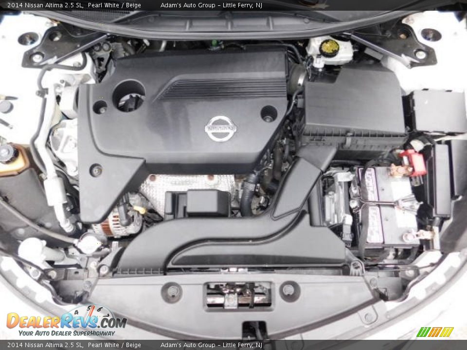 2014 Nissan Altima 2.5 SL Pearl White / Beige Photo #30