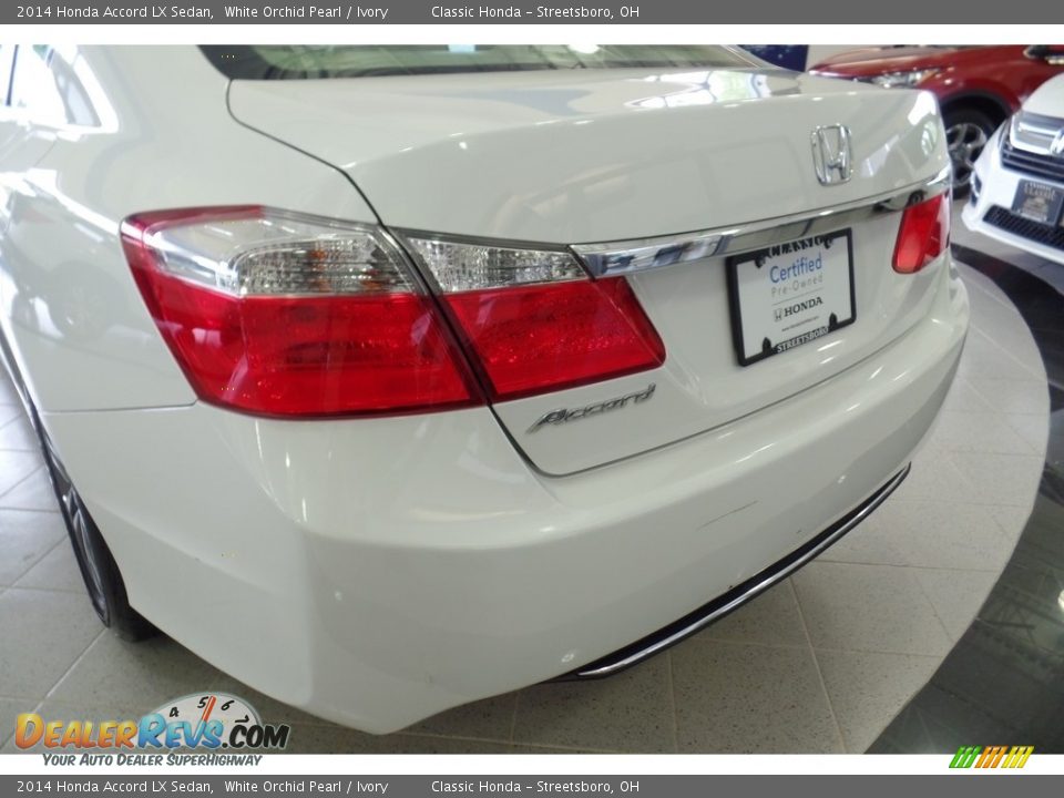 2014 Honda Accord LX Sedan White Orchid Pearl / Ivory Photo #9