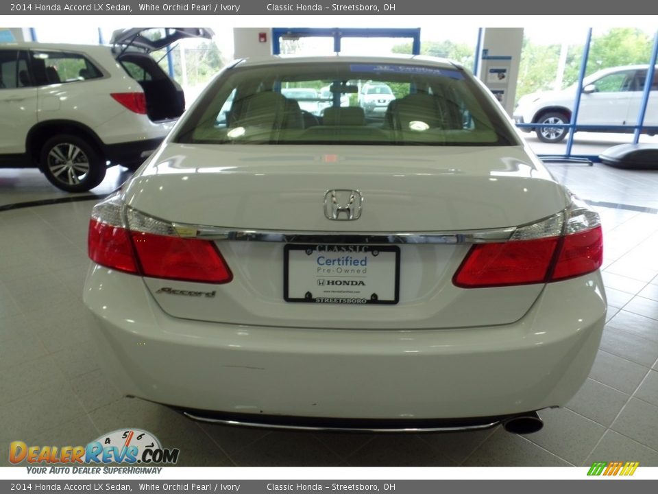 2014 Honda Accord LX Sedan White Orchid Pearl / Ivory Photo #14