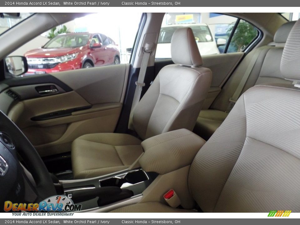 2014 Honda Accord LX Sedan White Orchid Pearl / Ivory Photo #16