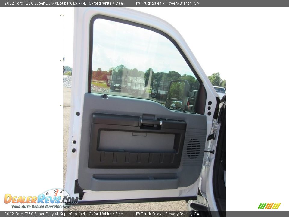 2012 Ford F250 Super Duty XL SuperCab 4x4 Oxford White / Steel Photo #16
