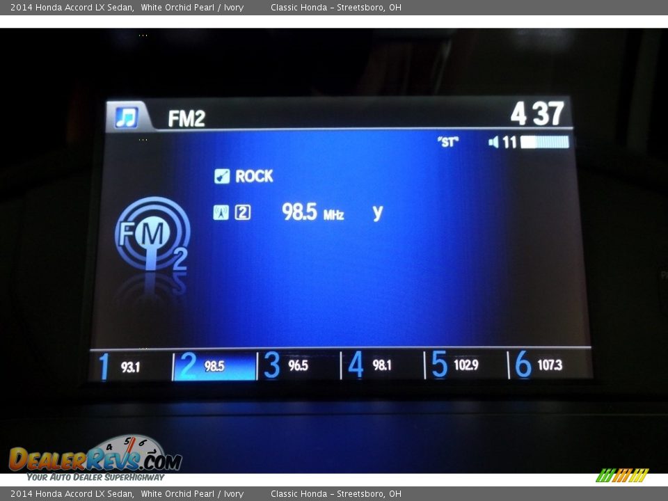 2014 Honda Accord LX Sedan White Orchid Pearl / Ivory Photo #25