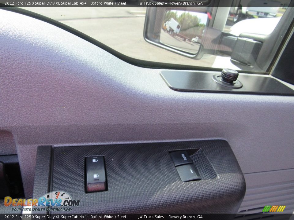 2012 Ford F250 Super Duty XL SuperCab 4x4 Oxford White / Steel Photo #17