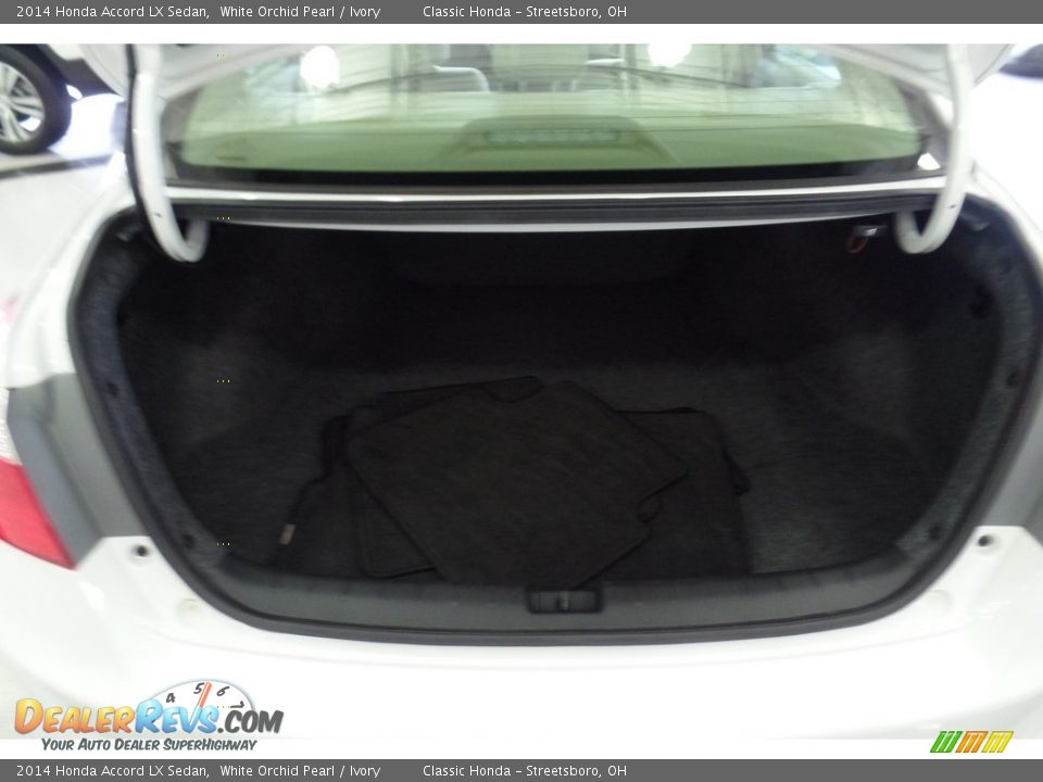 2014 Honda Accord LX Sedan White Orchid Pearl / Ivory Photo #29
