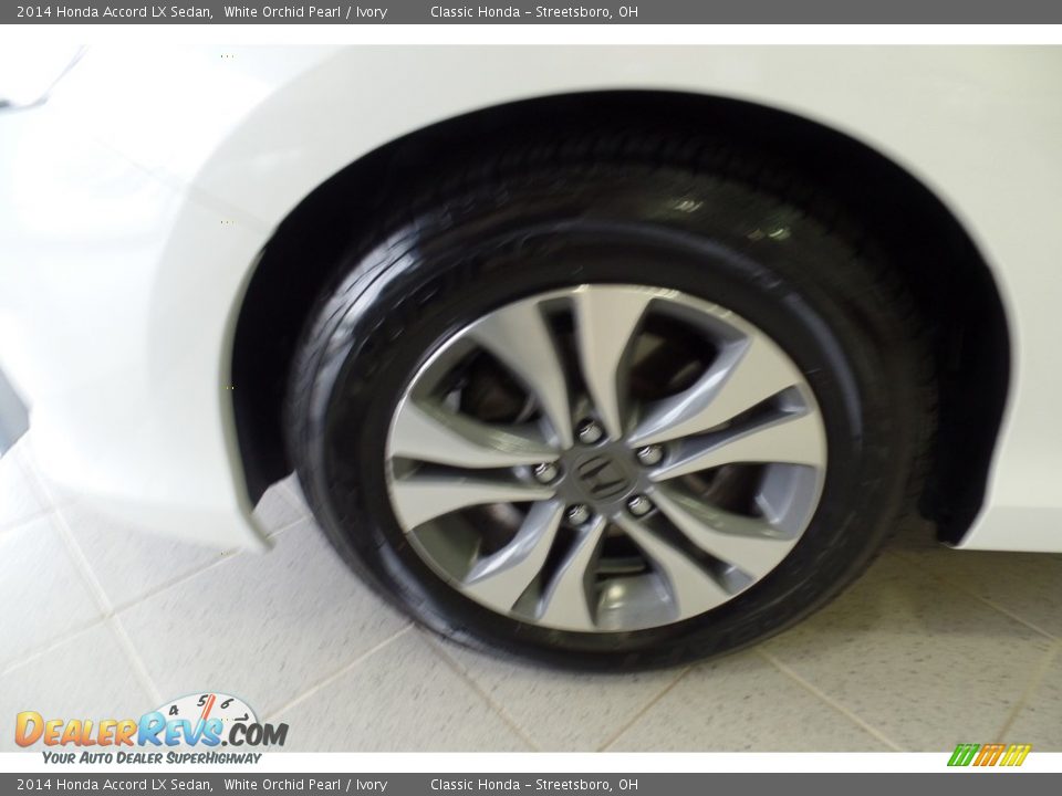 2014 Honda Accord LX Sedan White Orchid Pearl / Ivory Photo #31
