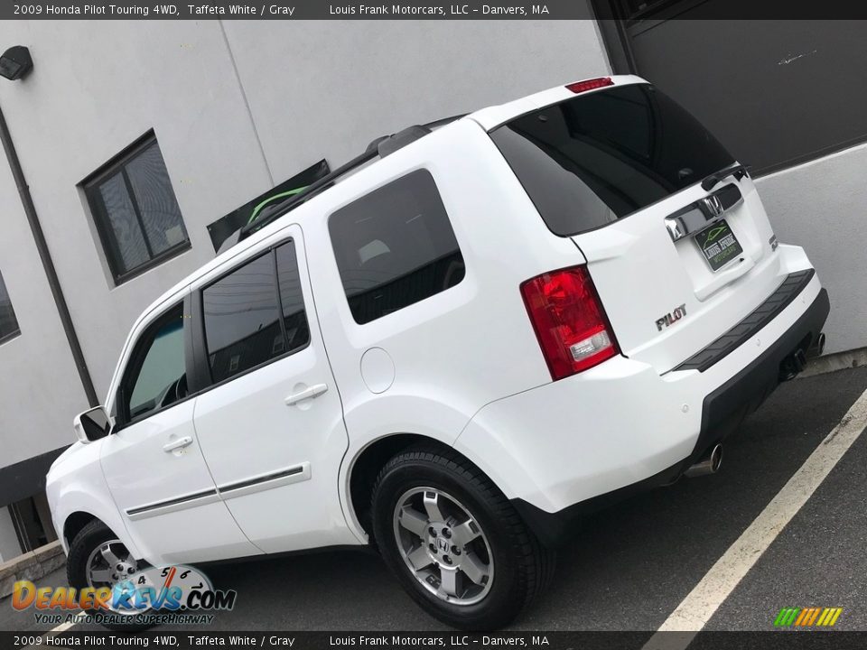 2009 Honda Pilot Touring 4WD Taffeta White / Gray Photo #3