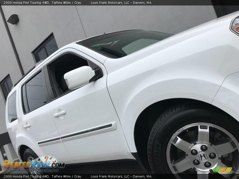 2009 Honda Pilot Touring 4WD Taffeta White / Gray Photo #22