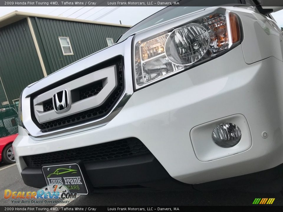 2009 Honda Pilot Touring 4WD Taffeta White / Gray Photo #24