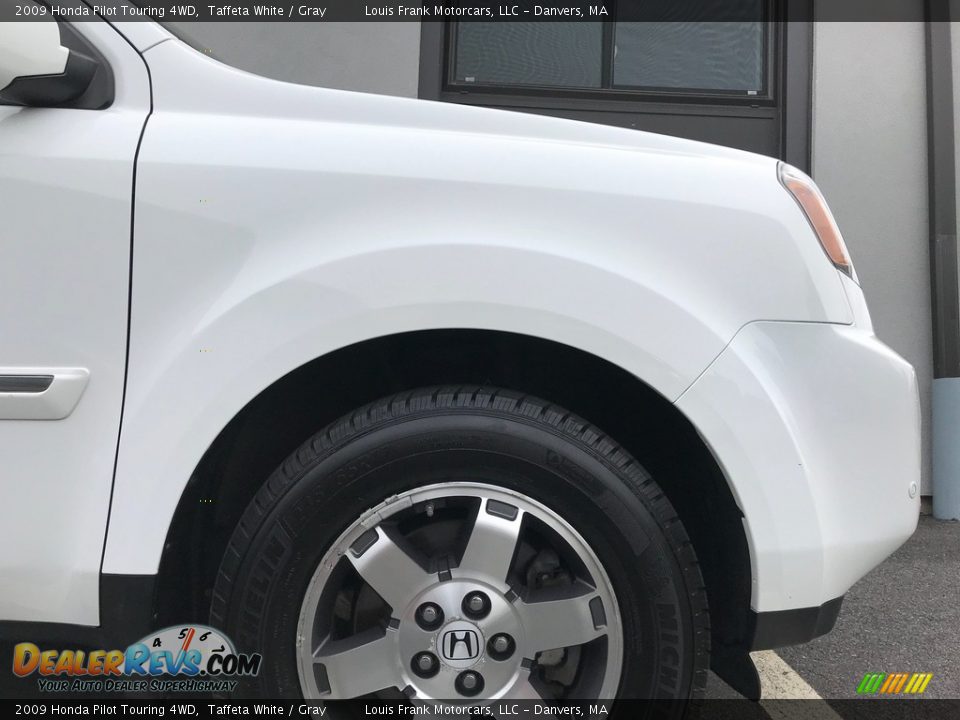 2009 Honda Pilot Touring 4WD Taffeta White / Gray Photo #31